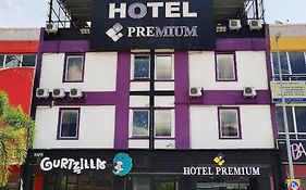 Hotel Premium  2*